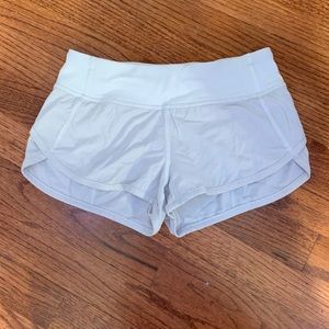 White ivivva shorts size 10